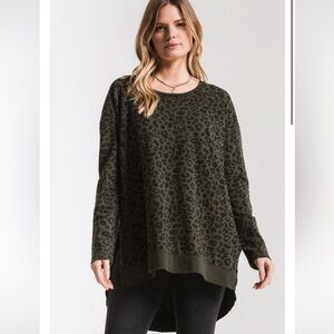 Z Supply Weekender - Green Leopard Print (Rosin)